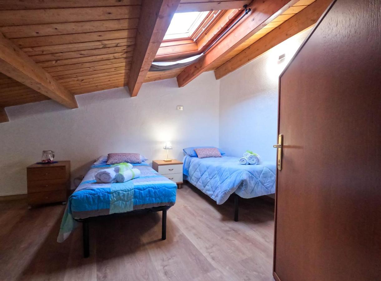 San Domenico House - Centro Storico Bed and Breakfast L'Aquila Eksteriør billede