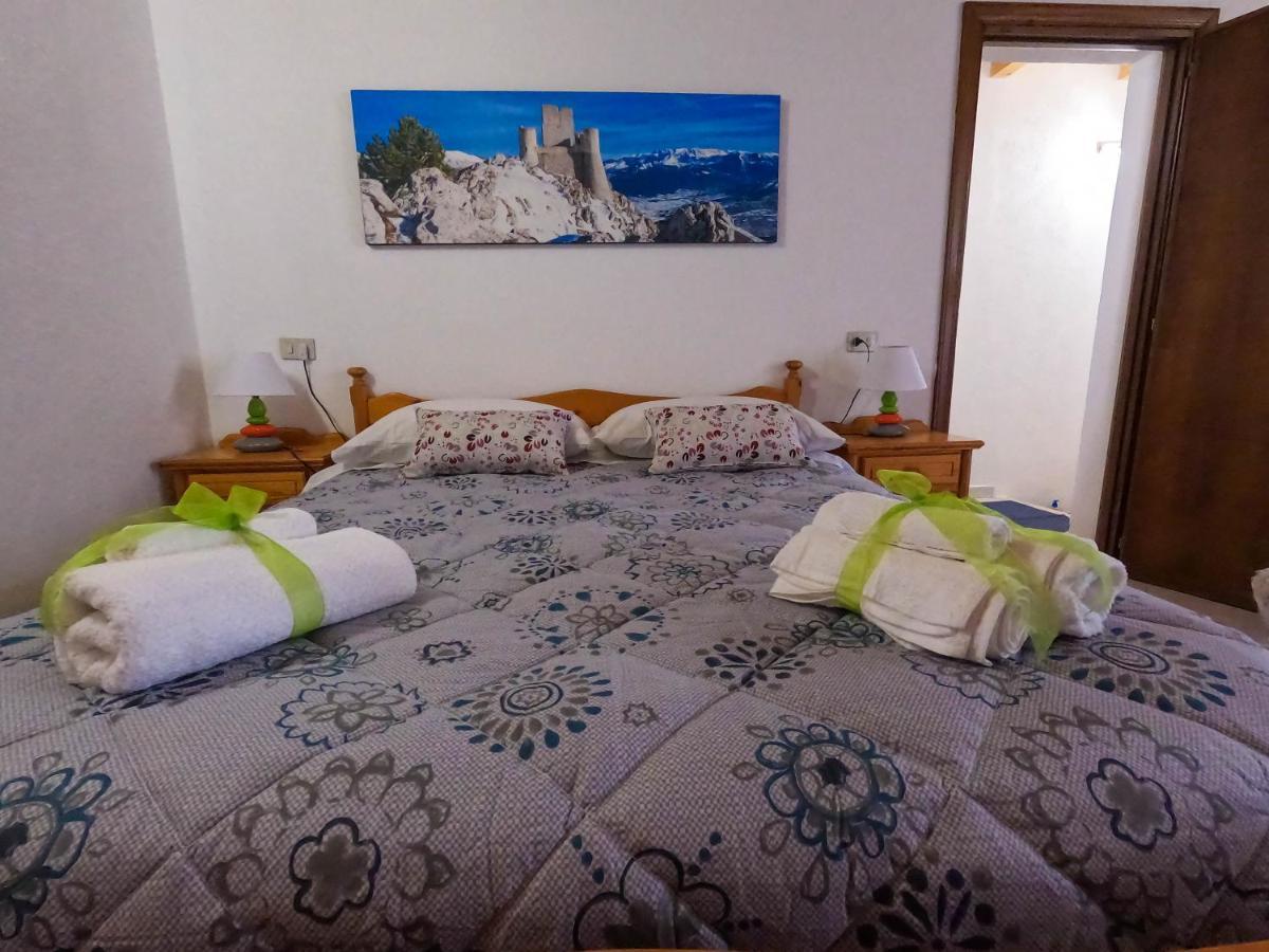 San Domenico House - Centro Storico Bed and Breakfast L'Aquila Eksteriør billede