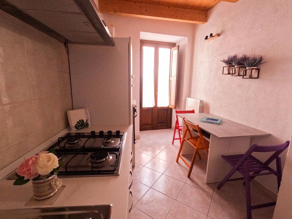 San Domenico House - Centro Storico Bed and Breakfast L'Aquila Eksteriør billede